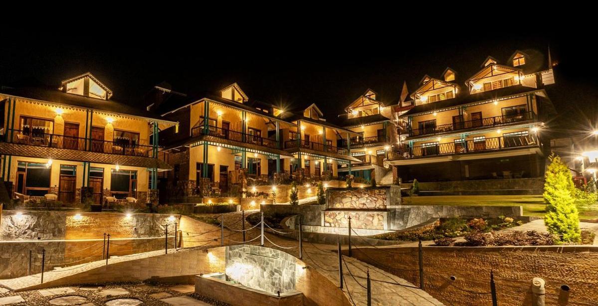 Tiaraa Jujurana Resort T Pathyar Eksteriør bilde